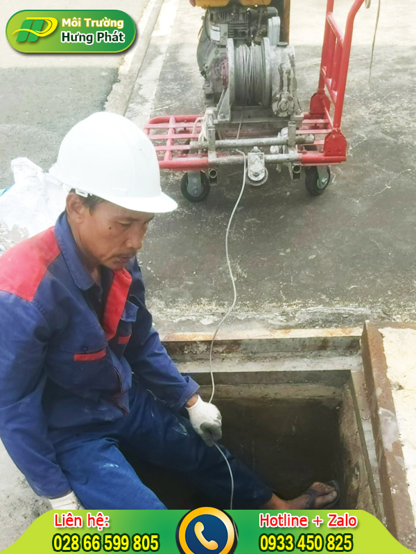 Dịch vụ nạo v&eacute;t hố ga quận T&acirc;n Ph&uacute; n&ecirc;n thi c&ocirc;ng thường xuy&ecirc;n